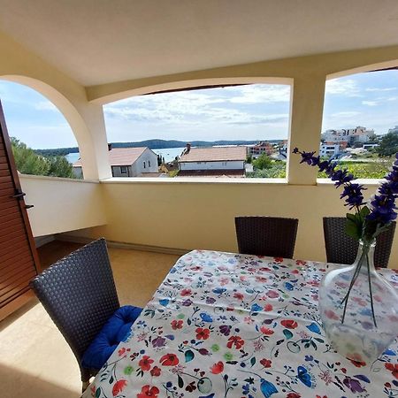 Apartmani Tara Medulin Zewnętrze zdjęcie
