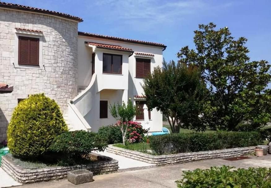 Apartmani Tara Medulin Zewnętrze zdjęcie